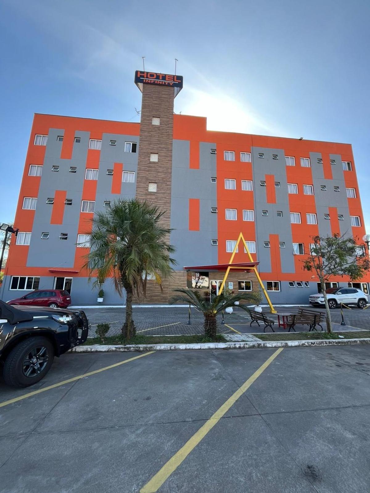 Hotel Infinity Мауа Екстер'єр фото