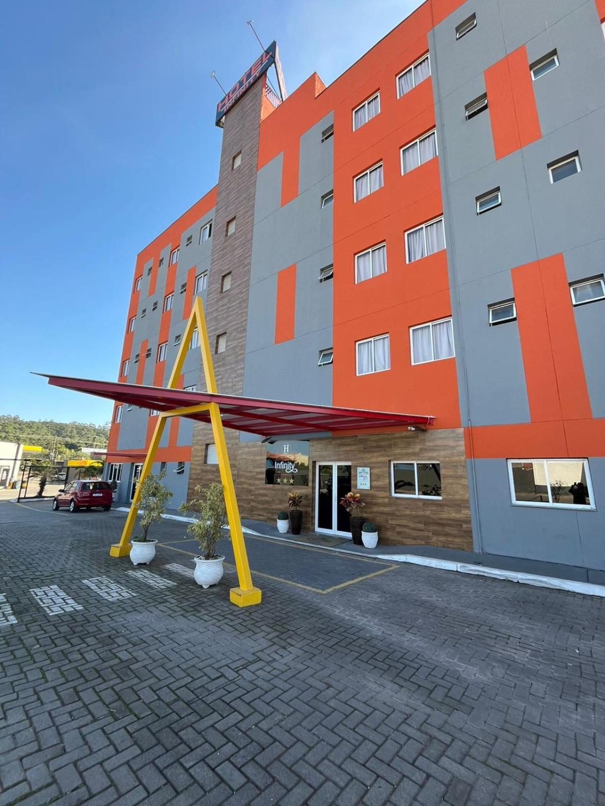 Hotel Infinity Мауа Екстер'єр фото