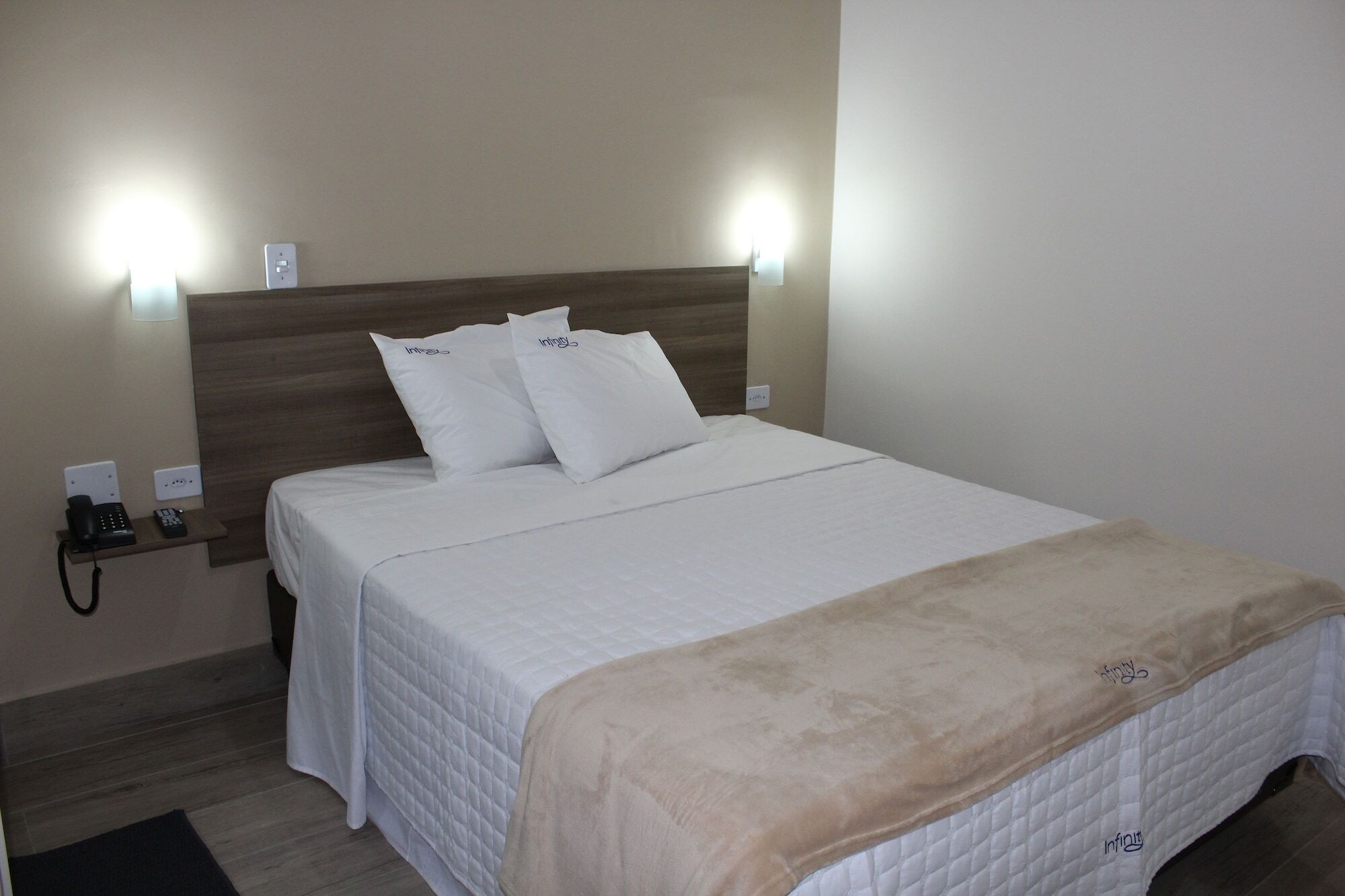 Hotel Infinity Мауа Екстер'єр фото